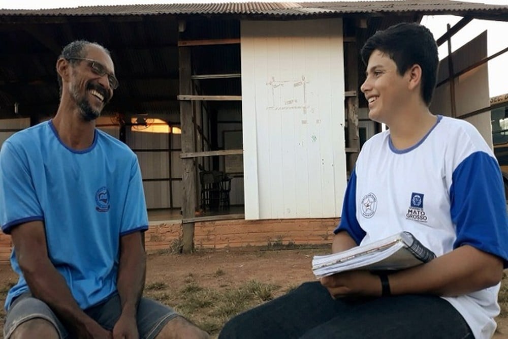 Alunos de escola de Vila Rica fazem documentário sobre educação no campo usando celular e ganham prêmio nacional