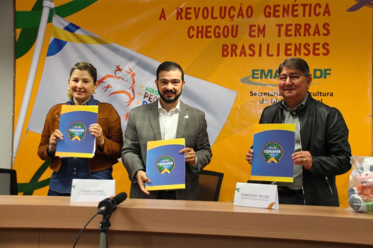 +PECUÁRIA BRASIL: assinado acordo para levar o maior programa de melhoramento genético do país aos pecuaristas familiares do Distrito Federal