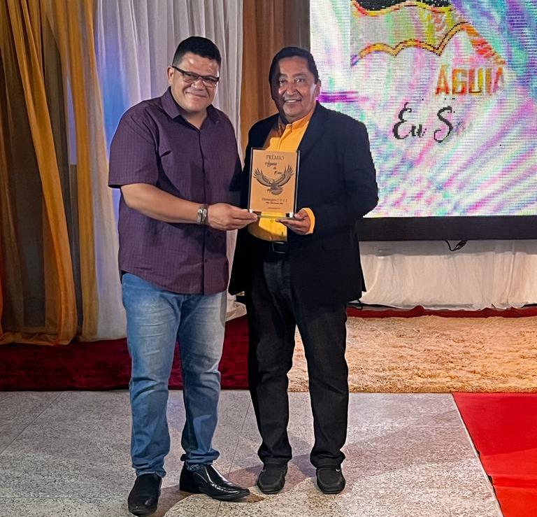 VOANDO ALTO: Confederação recebe o prêmio Águia de Ouro como destaque pelas ações no estado do Piauí