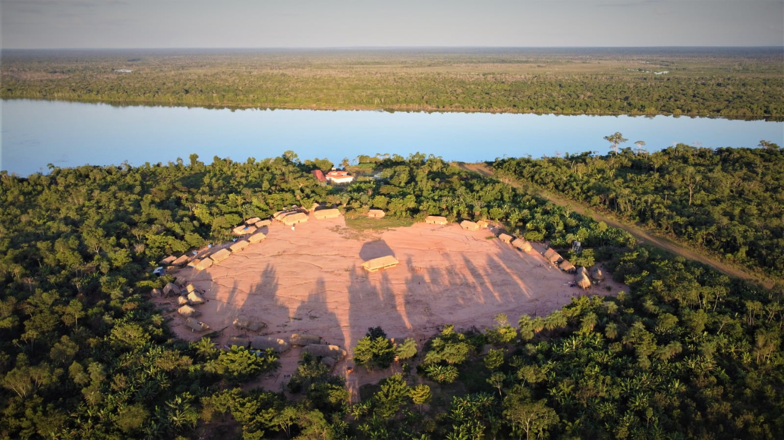 RESPIRE FUNDO: a cidade perdida de 2500 anos da Amazônia – Reflexões sobre civilizações perdidas e futuras